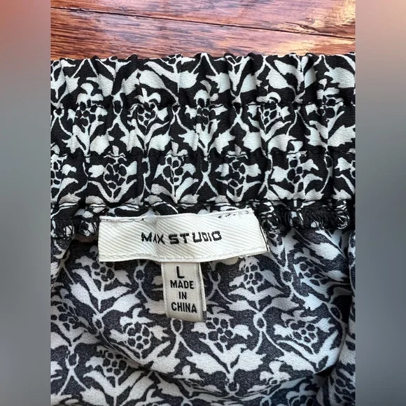 Max Studio Black and White Skirt Size L - Picture 9 of 9